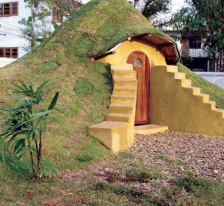 Как построить погреб из кирпича на участке своими руками