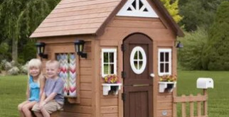 Какой выбрать домик из дерева для ребёнка?