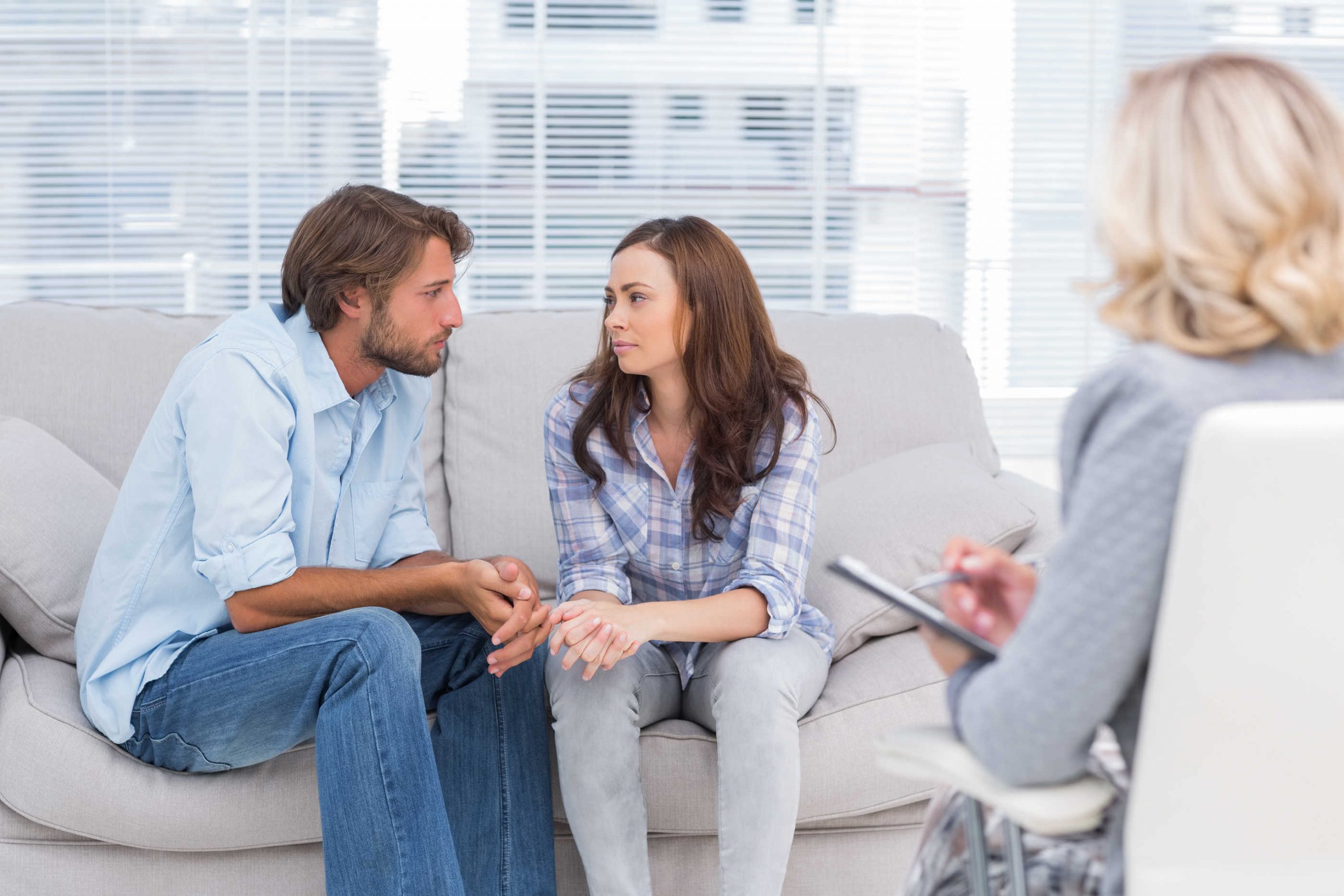 Как выбрать психолога для работы над семейными проблемами