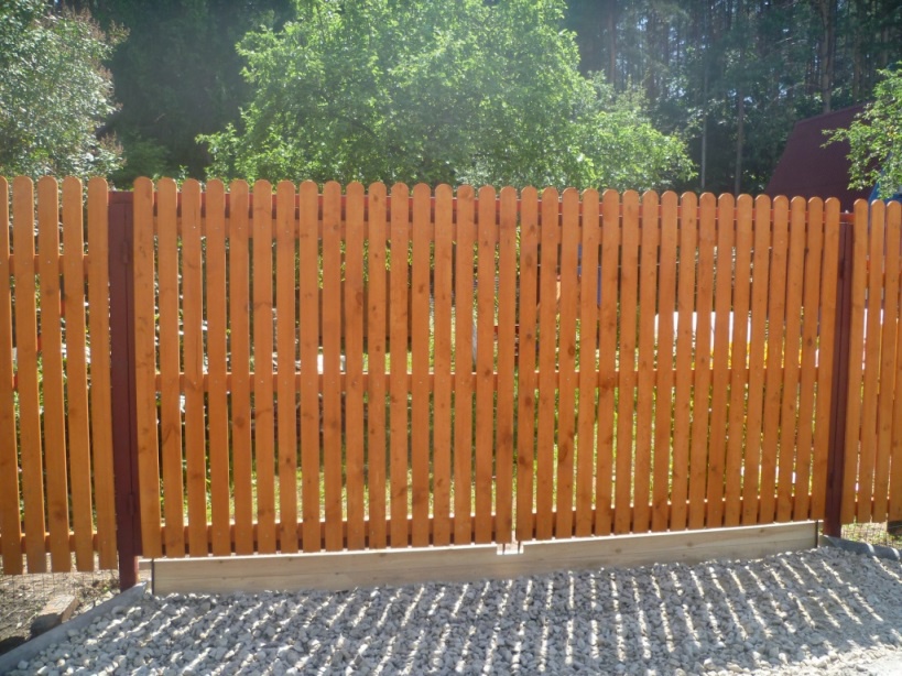 Обустройство: Дачный забор из дерева своими руками