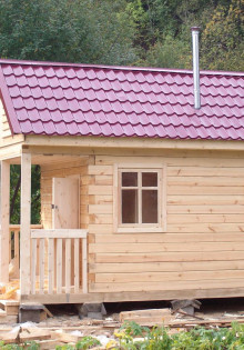 Как построить маленькую баню из бруса?