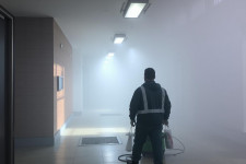 Обработка помещений сухим туманом для дезинсекции: что это, зачем нужно и как работает