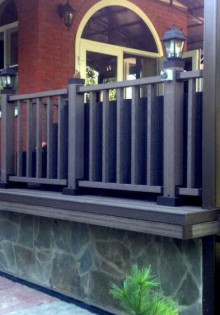 Преимущества использования ограждений из ДПК