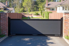 Автоматические откатные ворота: как выбрать, установить и эксплуатировать без хлопот