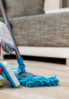 Уборка квартиры клининговой компанией: как сделать ваш дом безупречно чистым и уютным