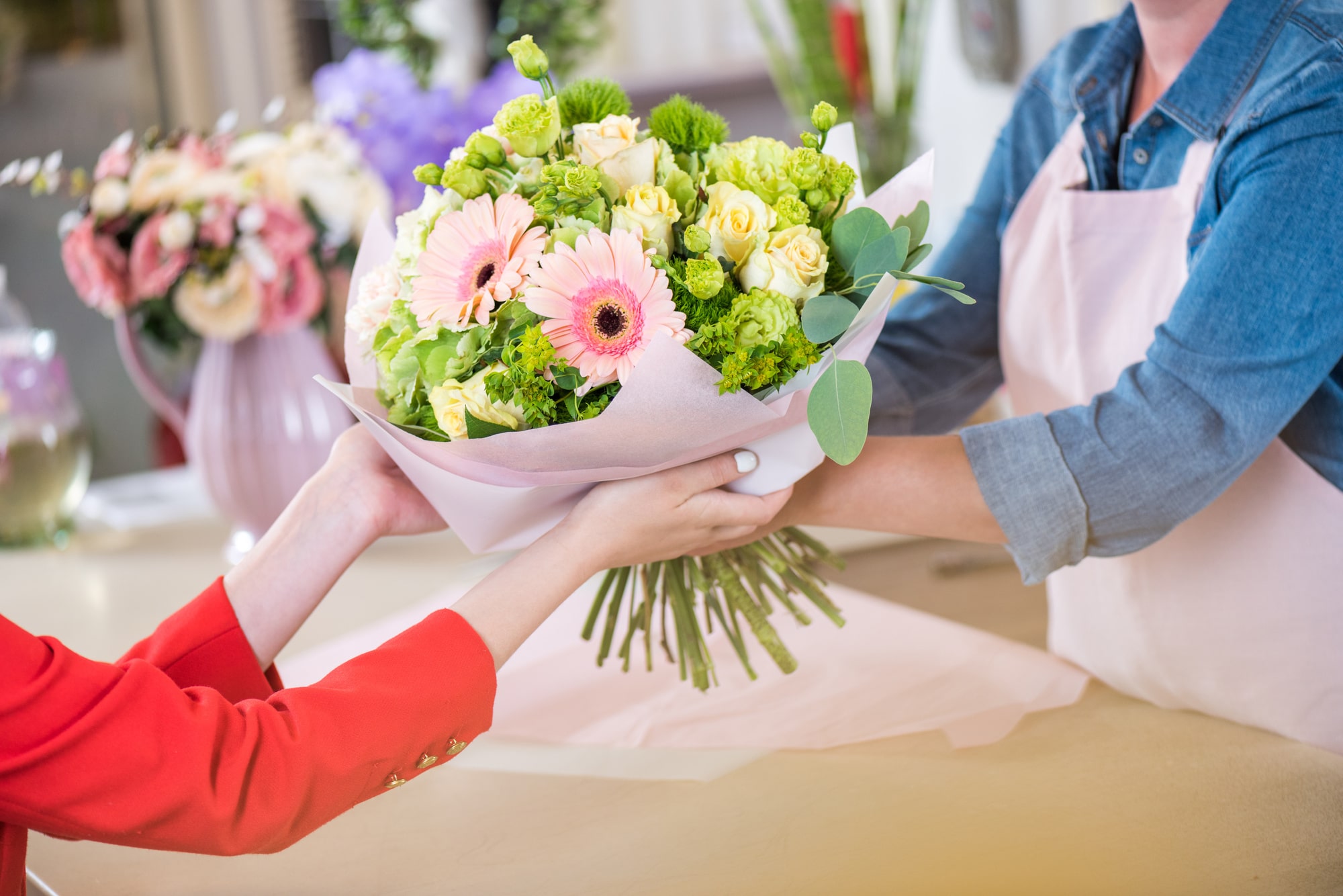 Как выбрать сервис доставки цветов